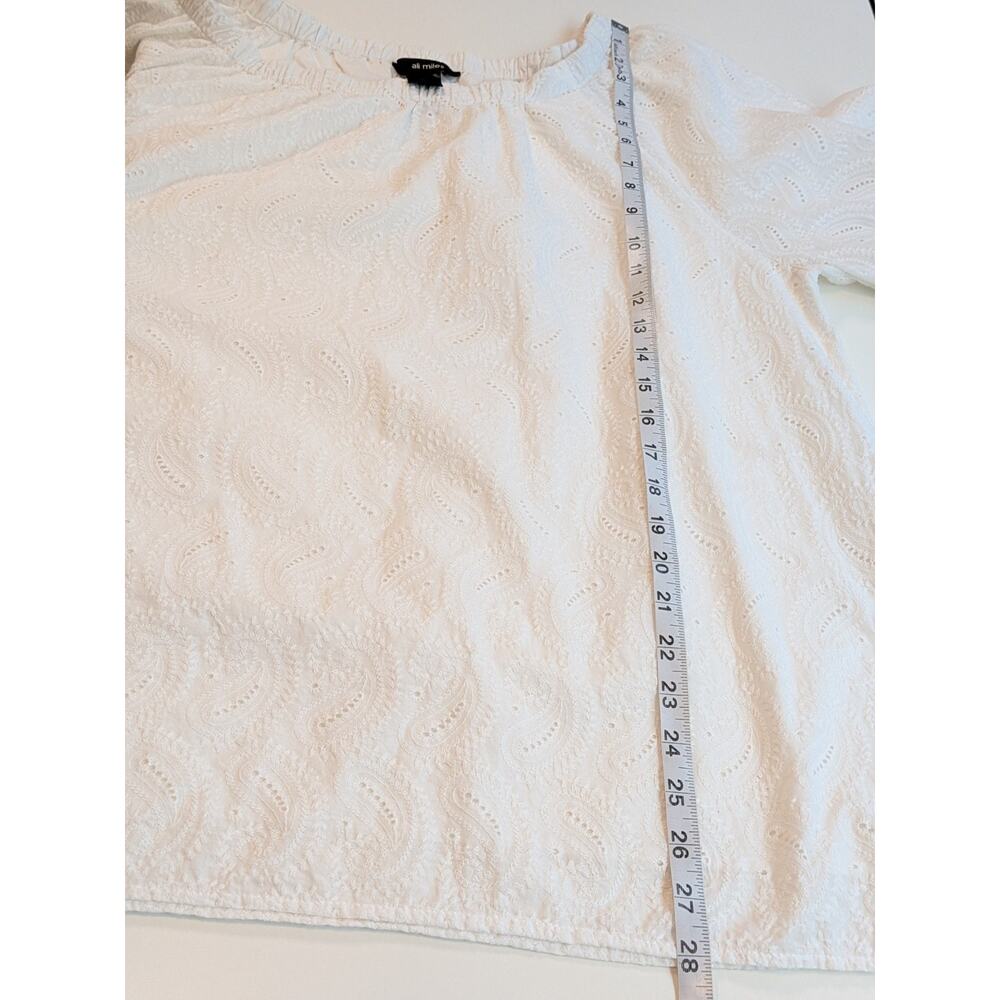 Ali Miles Plus Sz 2X White Eyelet Pom Pom Trim Elastic Neck 3/4 Bell Sleeve Top - Picture 8 of 8